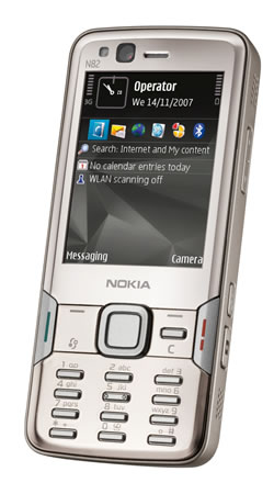 Nokia N82 satışa sunuldu