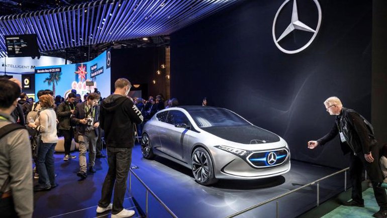 Mercedes-Benz'den Yeni Multimedya Sistemi
