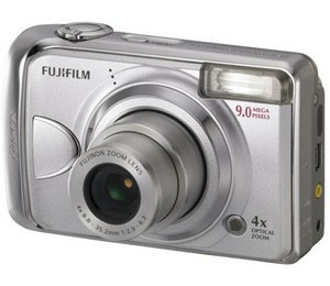 FUJIFILM FINEPIX A920 9.0MP 2.7" LCD DİJİTAL FOTOĞRAF MAKİNESİ+2GB HAFIZA KARTI+ÇANTA