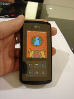 LG: KB620-TV, KF600, Prada ve daha fazlası