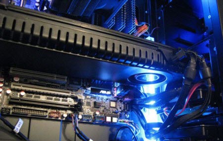 DirectX 11 oyunları ve 5 TeraFLOPS işlem gücü