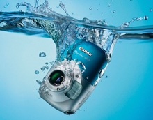 Birinci : Sony Cyber-shot DSC-TX10