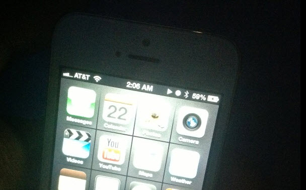 iPhone 5 ışık mı sızdırıyor?