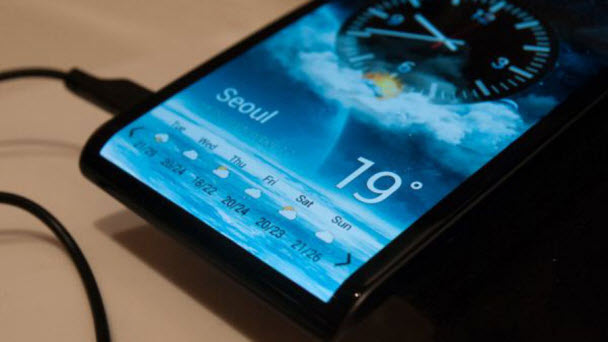 Galaxy S4'ün ekranı kavisli mi olacak?