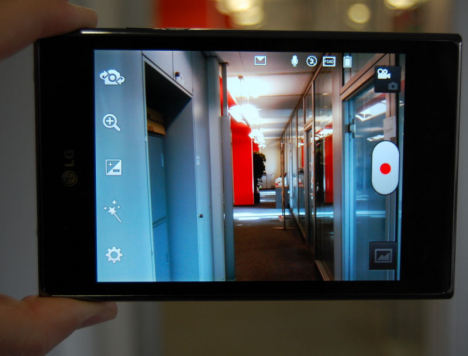 Ses kalitesi, kamera ve pil