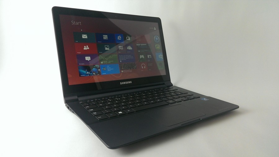 Ekran, ve diğer özellikler