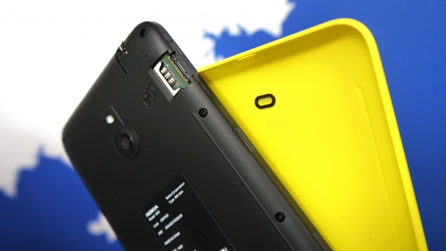 Lumia 1320'de başka neler var? İlk kararımız...