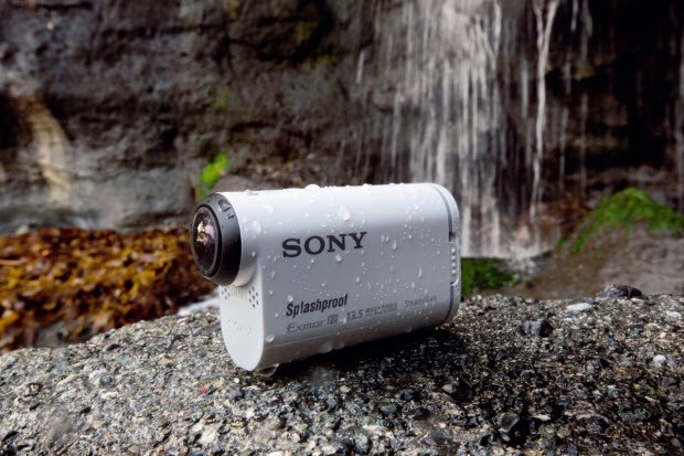 Su geçirmez kılıf gerektirmiyor