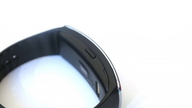 Samsung Gear Fit: ÖN İNCELEME!