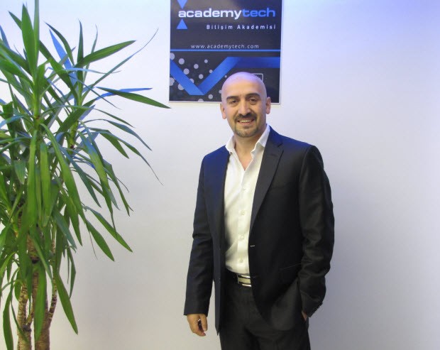 60 ülkeden 10 binden fazla profesyonele eğitim