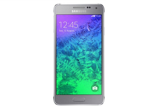 Dedikoduları bitmeyen Galaxy Alpha tanıtıldı!