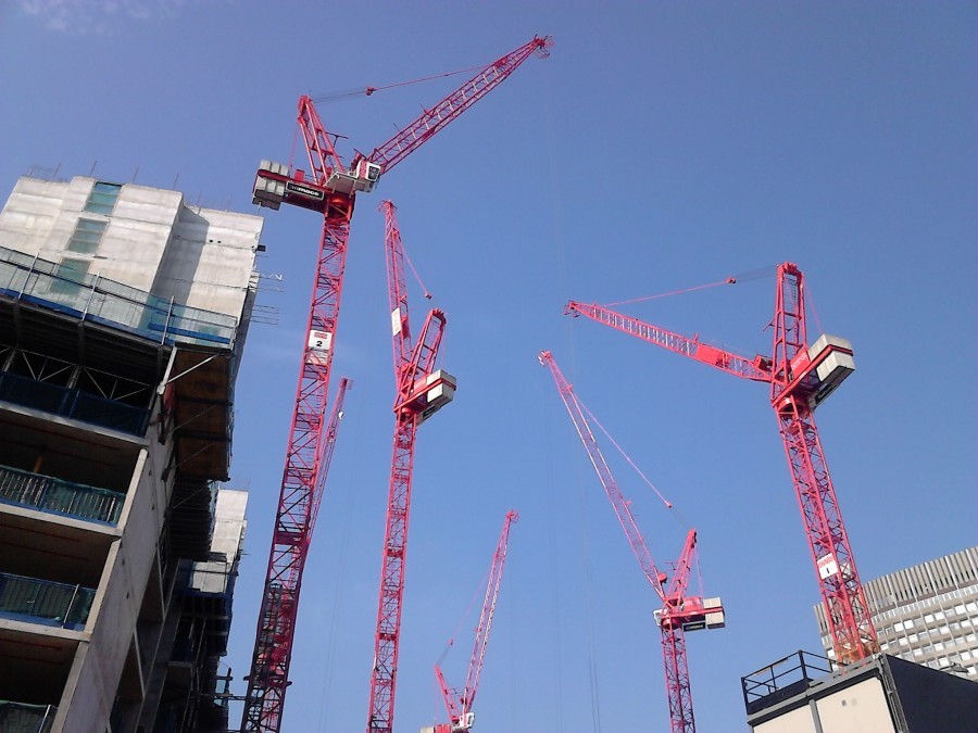 Uygun fiyatlı Sony Xperia E1'i test ettik!