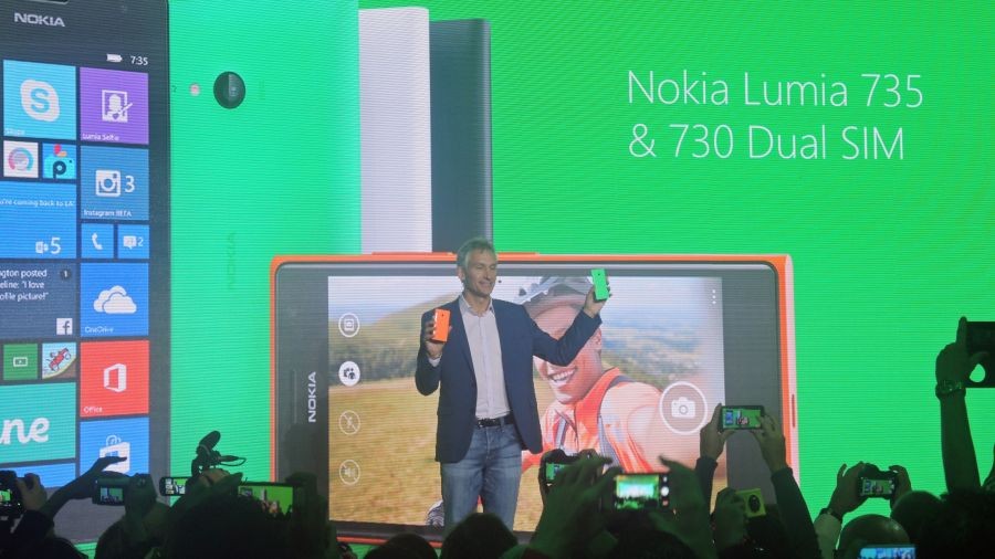 Selfie uzmanı Lumia 730 tanıtıldı