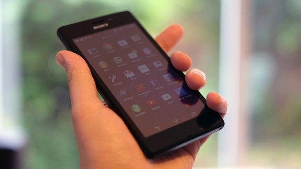 Ekran kalitesi mi su dayanımı mı?