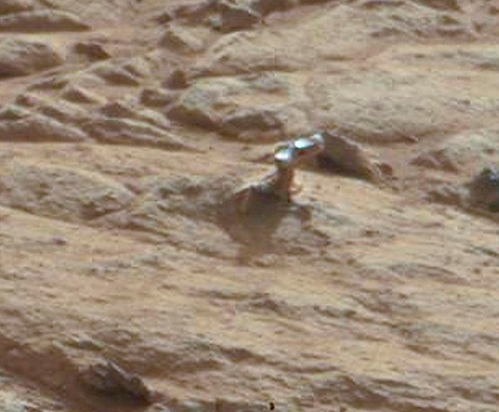 Mars'taki metal parçası