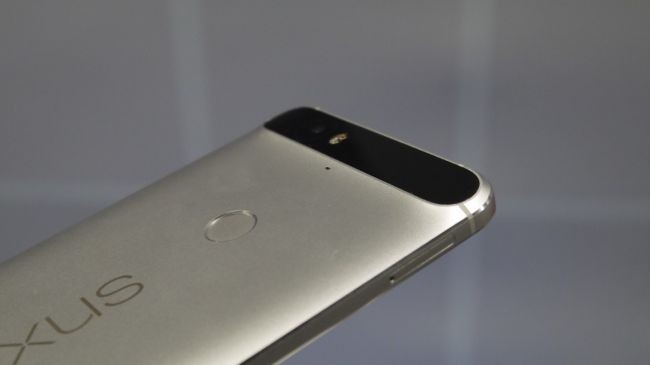 Nexus 5X ve Nexus 6P karşı karşıya!
