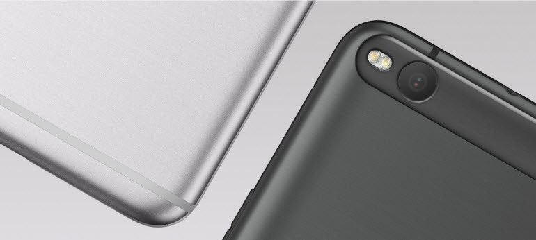 HTC'den Çin'i sallayacak telefon One X9!