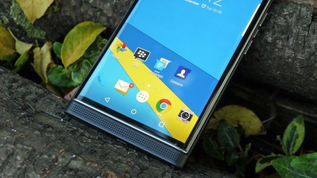 BlackBerry Priv detaylı testte!