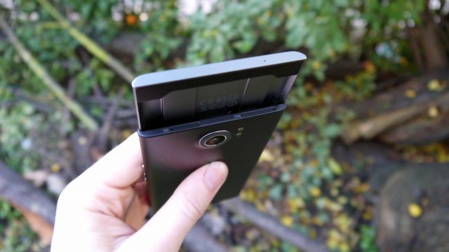 BlackBerry Priv detaylı testte!