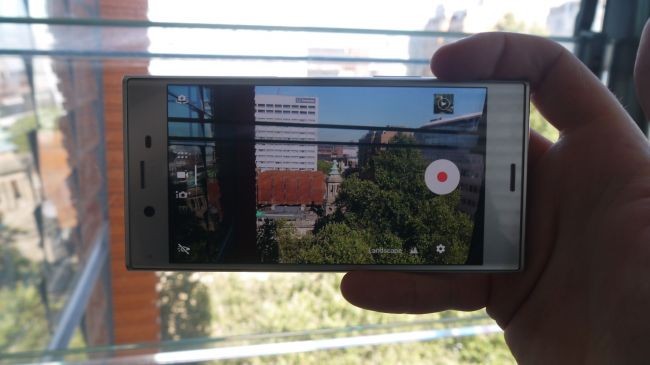 ÖN İNCELEME: Sony Xperia XZ'yi denedik!