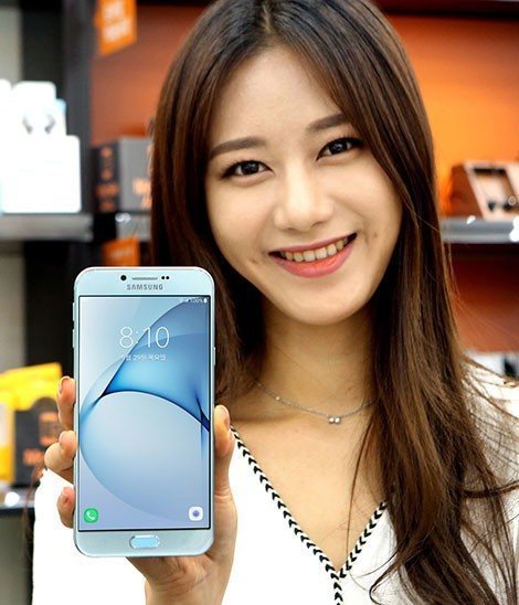 Samsung en yeni Galaxy A8'i görücüye çıkardı!