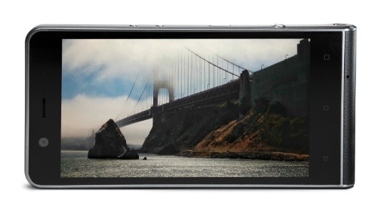 Kodak Ektra: Hem Fotoğraf Makinesi, Hem Telefon!