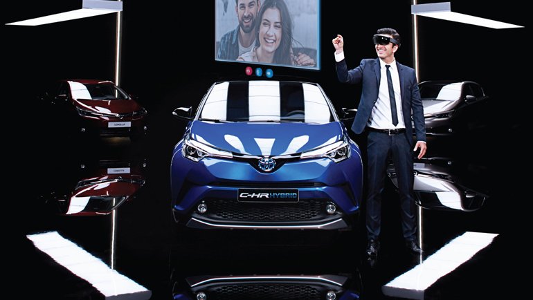 Toyota'nın İnteraktif Showroom'una Büyük İlgi