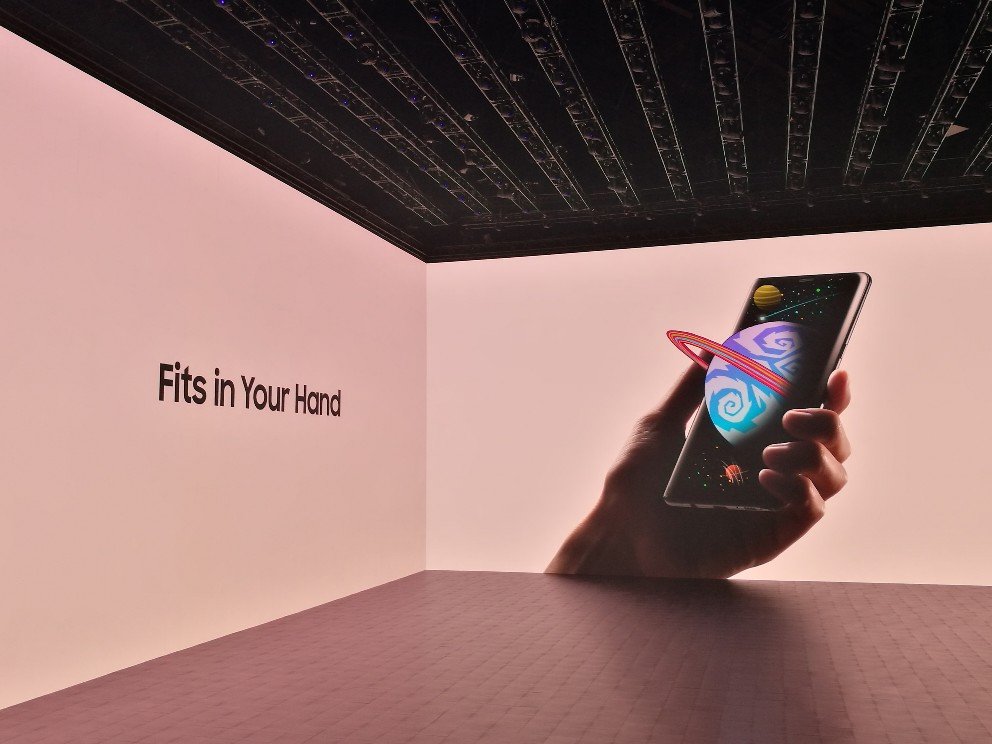 Elinizden bırakamayacağınız bir tasarım!