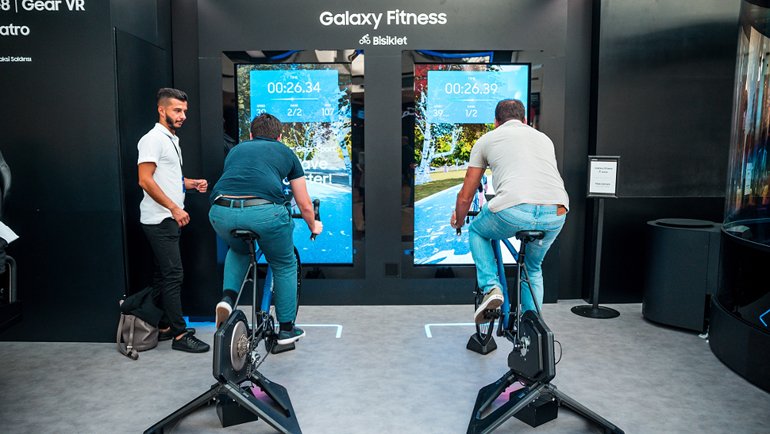 Samsung Galaxy Studio Açıldı