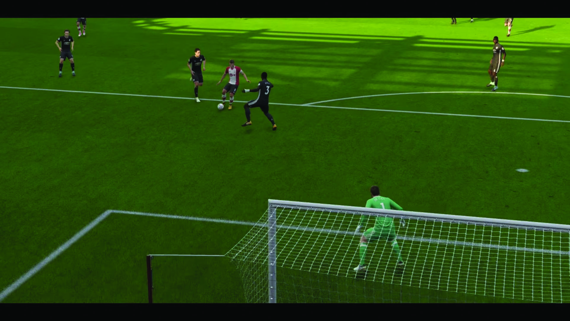 Kaleciler saç baş yolduruyor