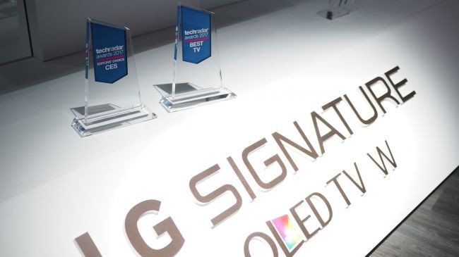 En iyi gösteri: LG OLED W7 Signature Serisi TV