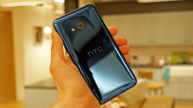 HTC U Ultra ve HTC U Play , Yeni Yapay Zeka ile Geldi!