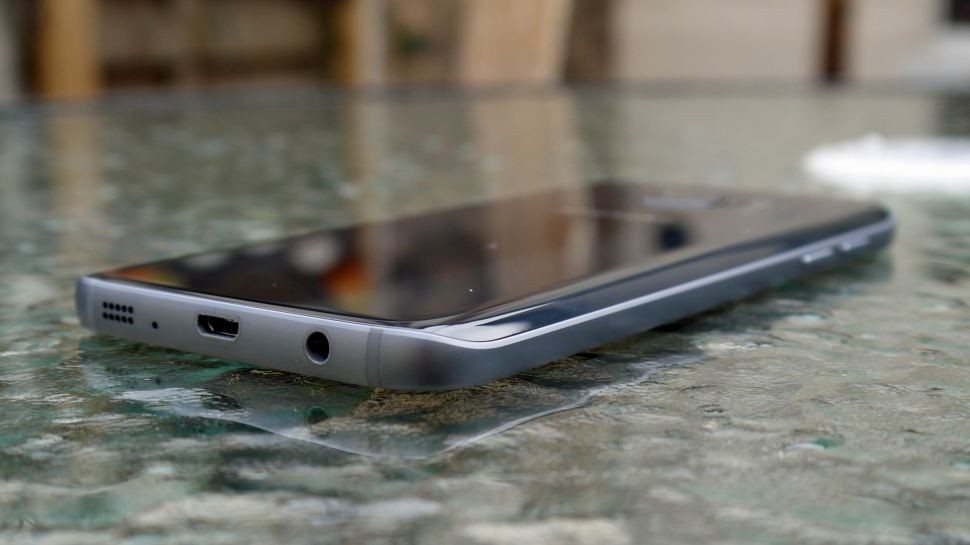 Galaxy S8'de Kulaklık Girişi Olacak mı, Olmayacak mı?