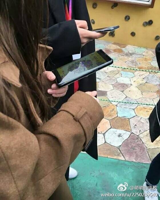 Galaxy S8'in Yeni Sanal Düğmeleri ve Fazlası!