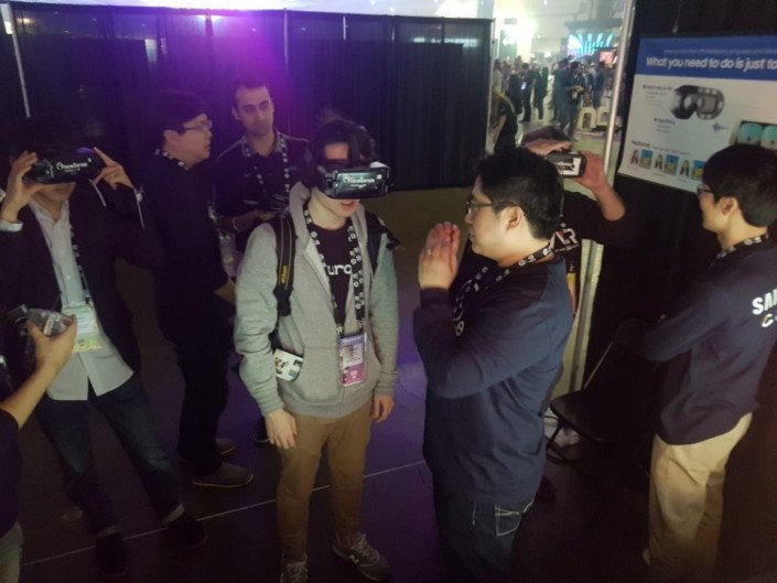 Samsung'tan VR İçin Yüz İfadesi Okuyan Cihaz: FaceSense