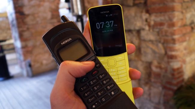 Yeni Nokia 8110 4G, Eski Nokia 8110 Karşısında!