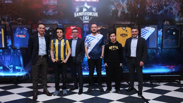 Vodafone Freezone da League of Legends'ta!