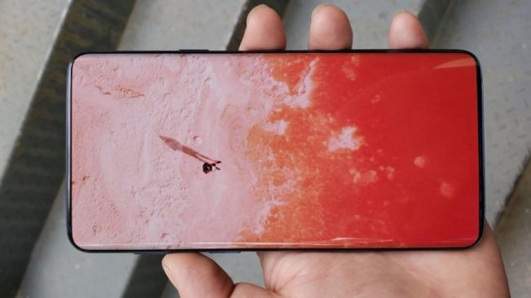 Çok Farklı Bir Galaxy S10 Prototipi Sızdı