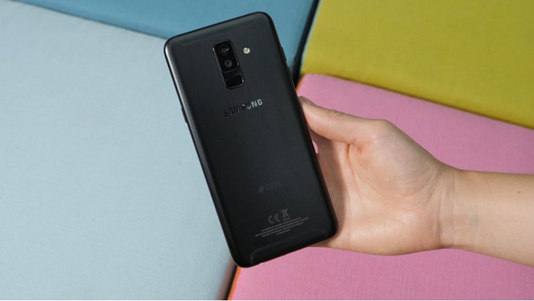 Samsung Galaxy A6+ tasarımı nasıl?