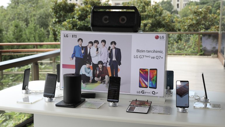 Boombox Hoparlör ile stereo sesi yaratabiliyor!