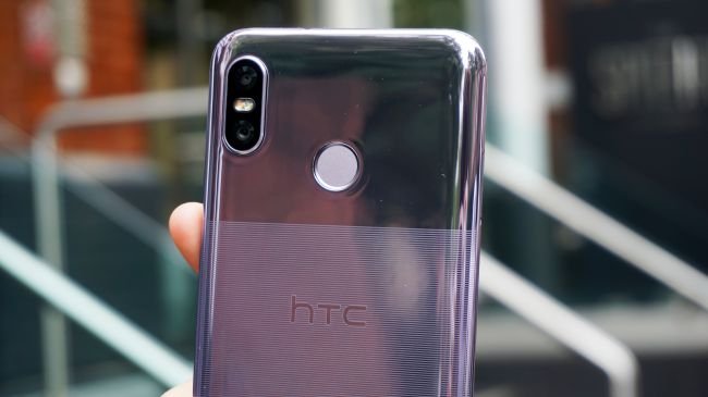 Çentiksiz HTC U12 Life, Kulaklık Girişiyle Geldi!