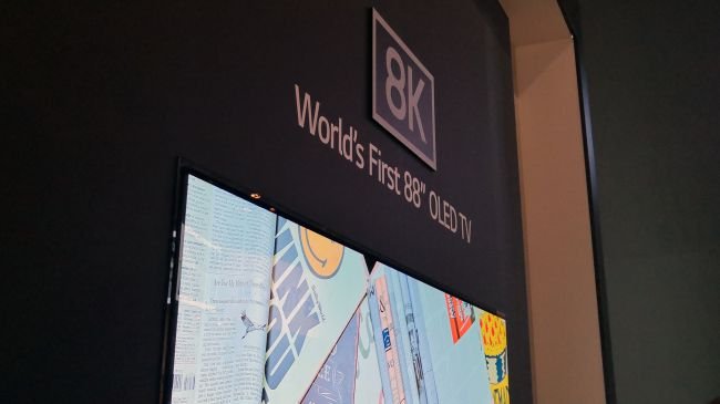 LG 8K OLED TV'ye İlk Bakış