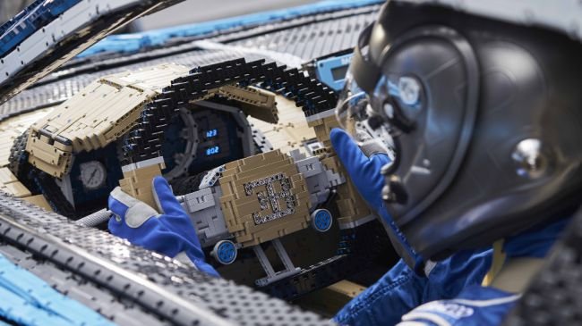 Lego Group'tan gerçek boyutlu Bugatti Chiron!