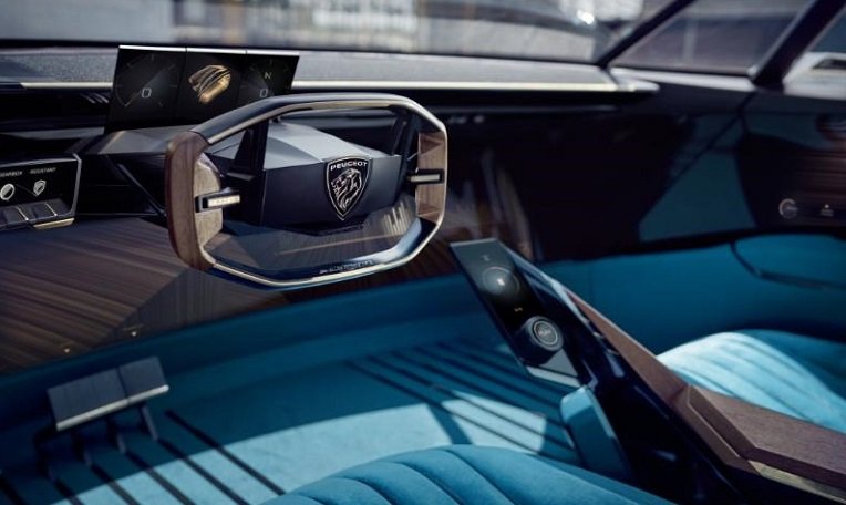 Geleceğe ışık tutan teknolojik iç mekan