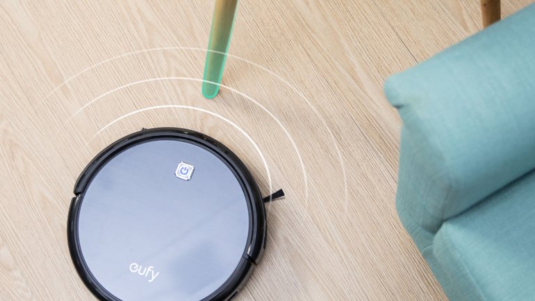 Her eve bir robot süpürge