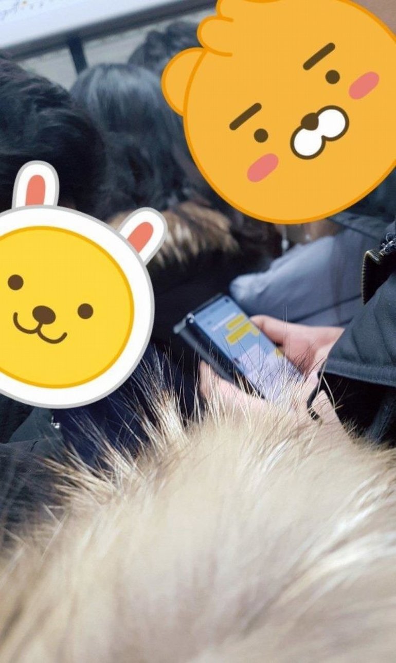 Galaxy S10, Güney Kore'de Metroda Göründü