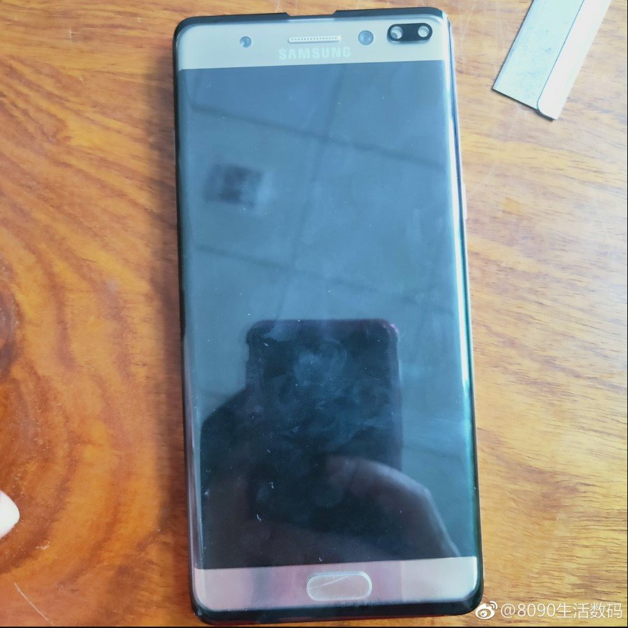 Galaxy S10+'un Boyutları Note 7'yle Çok Yakın