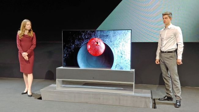LG Signature Series OLED TV R (OLED65R9)