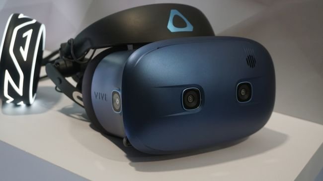 HTC Vive Cosmos