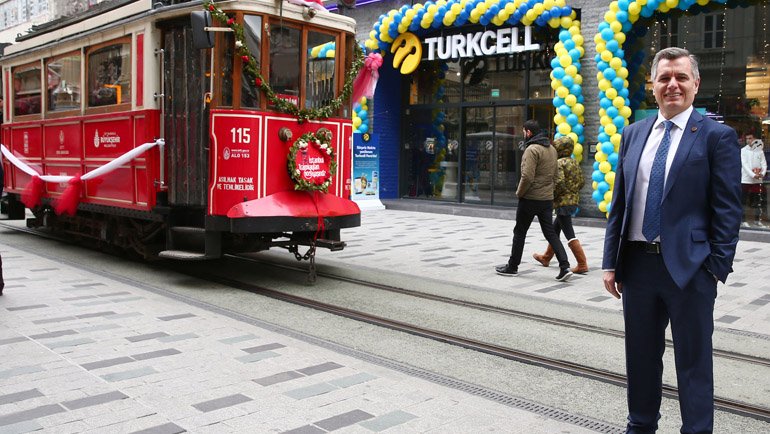 Turkcell'den 25'inci Yıla Özel Nostaljik Mağaza!